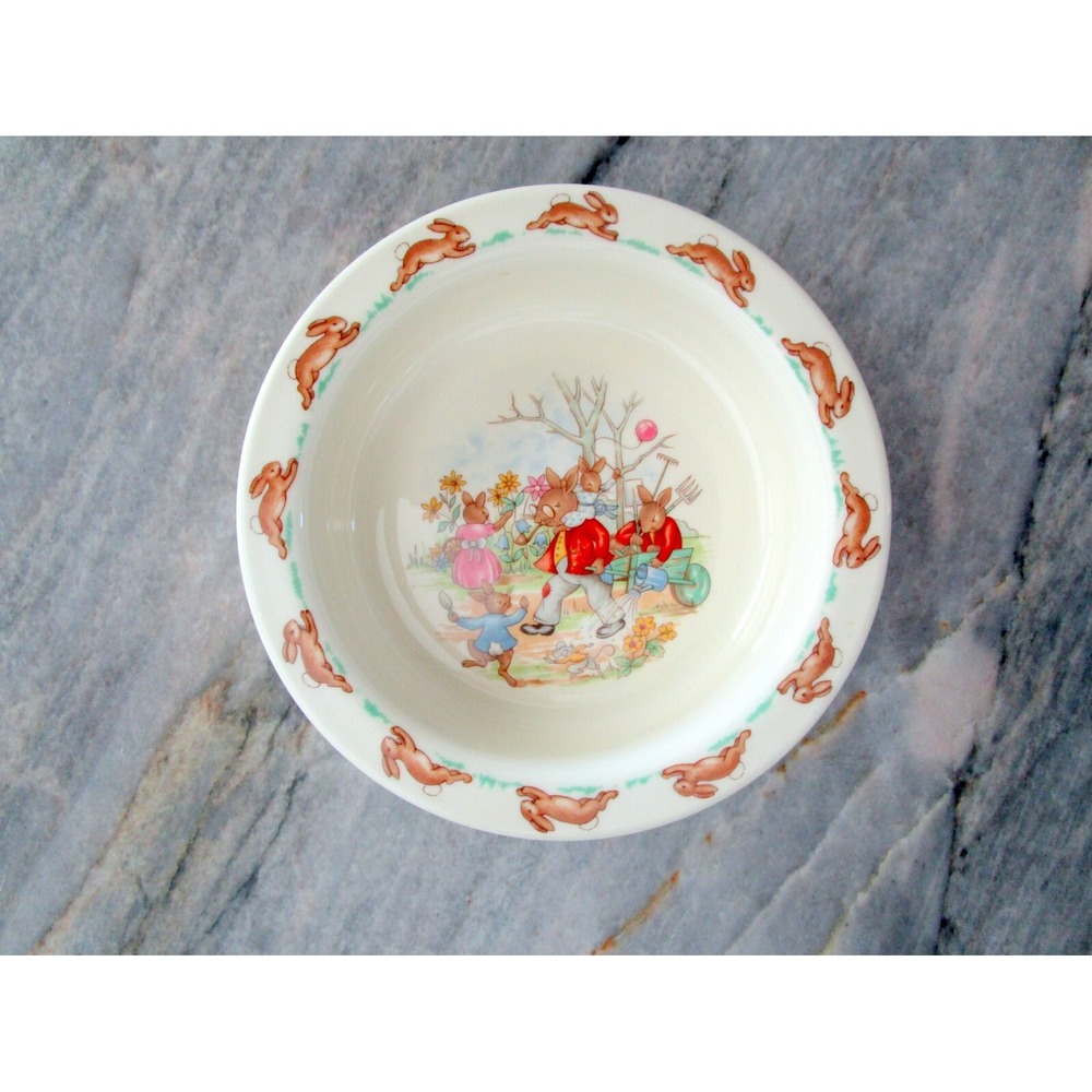 Royal Doulton Bunnykins Vintage Bowl Baby Cereal Oatmeal Gardening England